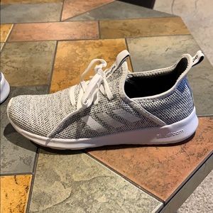 Adidas cloud foam sneakers!🤍🔥